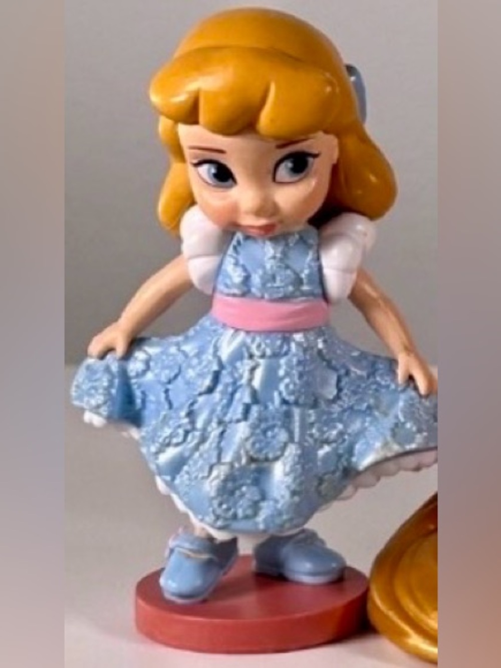 DISNEY - ANIMATOR’S COLLECTION -‘CINDERELLA - DISNEY STORE EXCLUSIVE COLLECTIBLE